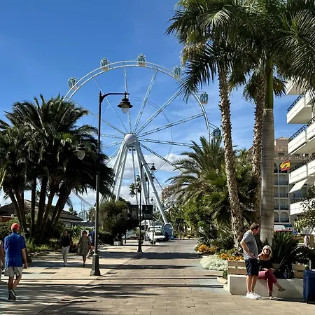 Seafront By Homing Apartment