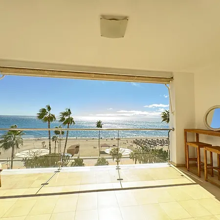 Apartment Seafront By Homing Estepona